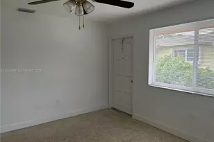 90 E 15th St, Hialeah, FL 33010 - Photo 8