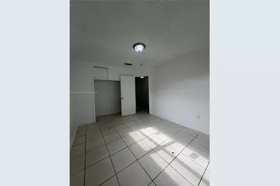 760 NE 131st St #760, North Miami, FL 33161 - Photo 8