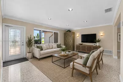 8431 Pasadena Blvd, Pembroke Pines, FL 33024 - Photo 2