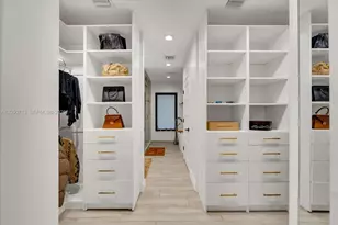 8225 NE 8th Ct, Miami, FL 33138 - Photo 18