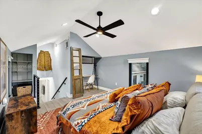 8225 NE 8th Ct, Miami, FL 33138 - Photo 28
