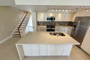 11250 NW 14th Ct, Pembroke Pines, FL 33026 - Photo 10