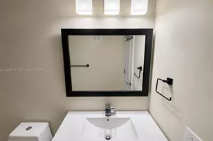 11250 NW 14th Ct, Pembroke Pines, FL 33026 - Photo 20