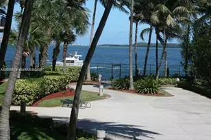 540 Brickell Key Dr, Miami, FL 33131 - Photo 36