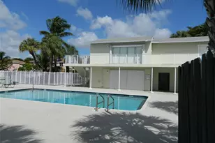 899 Crystal Lake Dr, Deerfield Beach, FL 33064 - Photo 16