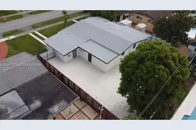 11952 SW 176th Ter, Miami, FL 33177 - Photo 4