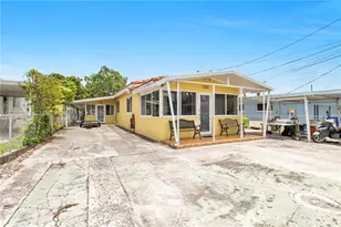 1052 NW 25th Ave, Miami, FL 33125 - Photo 2