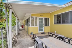 1052 NW 25th Ave, Miami, FL 33125 - Photo 4