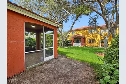 10341 SW 18th St, Miramar, FL 33025 - Photo 38