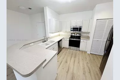 10341 SW 18th St, Miramar, FL 33025 - Photo 12