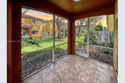 10341 SW 18th St, Miramar, FL 33025 - Photo 36