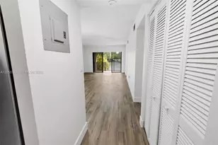 210 W Park Dr, Miami, FL 33172 - Photo 2
