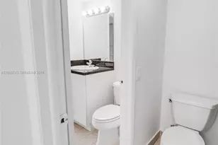 210 W Park Dr, Miami, FL 33172 - Photo 16