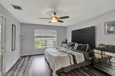 1363 Avon Ln, North Lauderdale, FL 33068 - Photo 18