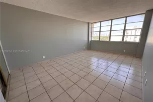 2025 NE 164th St, North Miami Beach, FL 33162 - Photo 32