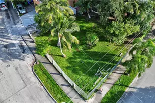 280 NW 33rd St, Miami, FL 33127 - Photo 2