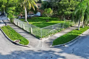 280 NW 33rd St, Miami, FL 33127 - Photo 8