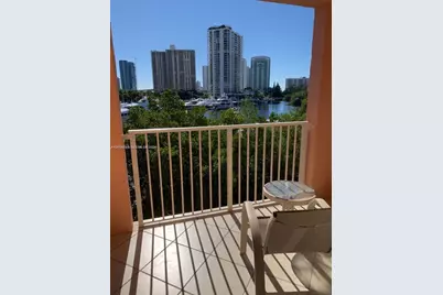 19999 E Country Club Dr #1407, Aventura, FL 33180 - Photo 36