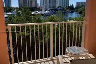 19999 E Country Club Dr, Aventura, FL 33180 - Photo 36