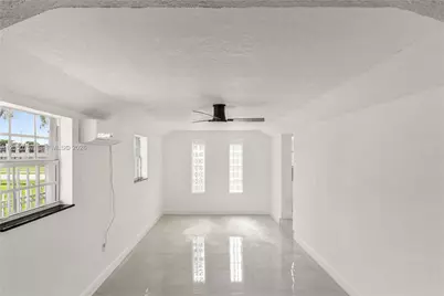 19522 NW 37th Ct, Miami Gardens, FL 33055 - Photo 14