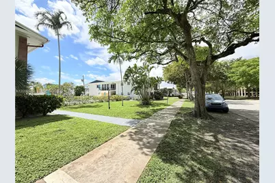 3600 Harrison St #16B, Hollywood, FL 33021 - Photo 32