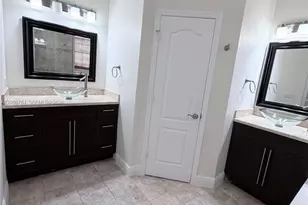 4617 NW 96th Ave, Doral, FL 33178 - Photo 16