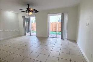 4617 NW 96th Ave, Doral, FL 33178 - Photo 14