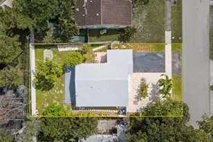 5921 NE 1st Ave., Oakland Park, FL 33334 - Photo 32