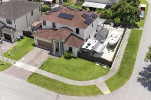 13650 SW 272nd Terrace, Homestead, FL 33032 - Photo 4