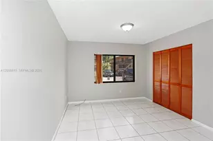 2530 W 67th Pl, Hialeah, FL 33016 - Photo 12