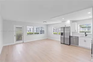 213 N Oakridge N, Deerfield Beach, FL 33442 - Photo 4