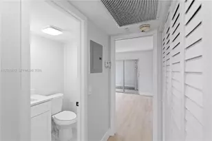 213 N Oakridge N, Deerfield Beach, FL 33442 - Photo 24