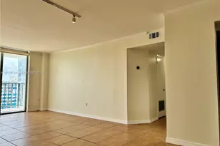 2780 NE 183rd St, Aventura, FL 33160 - Photo 14