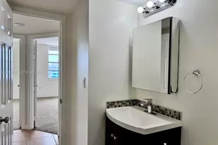 2780 NE 183rd St, Aventura, FL 33160 - Photo 38