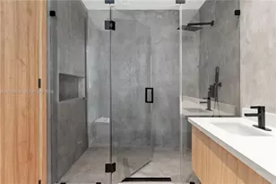 420 NE 62nd St, Miami, FL 33138 - Photo 10