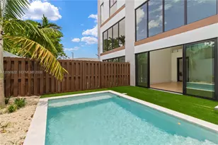 420 NE 62nd St, Miami, FL 33138 - Photo 4