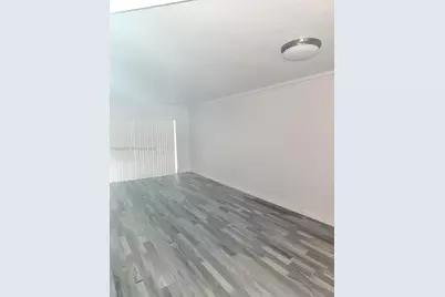 8000 Fairview Dr #301, Tamarac, FL 33321 - Photo 2
