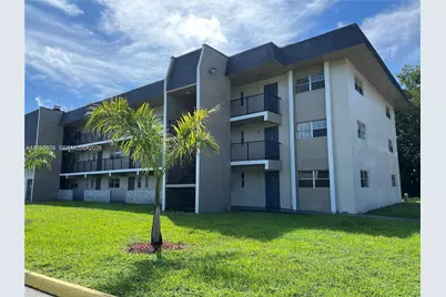 8000 Fairview Dr #301, Tamarac, FL 33321 - Photo 1
