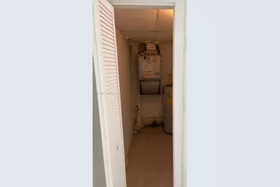 101 NW 29th Ave #10, Fort Lauderdale, FL 33311 - Photo 6