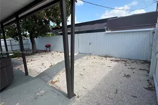 690 E 46th St, Hialeah, FL 33013 - Photo 18