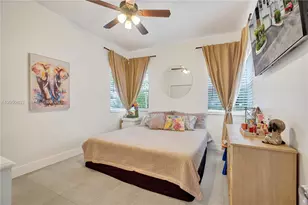 2404 NE 135th St, North Miami, FL 33181 - Photo 6