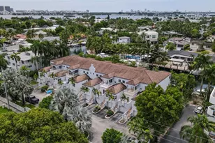 2404 NE 135th St, North Miami, FL 33181 - Photo 12