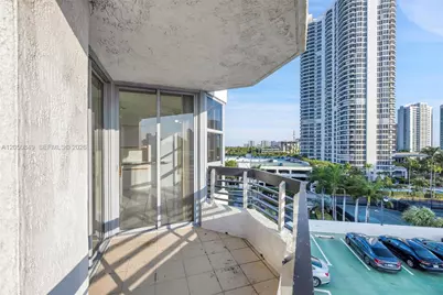 3530 Mystic Pointe Dr #710, Aventura, FL 33180 - Photo 20