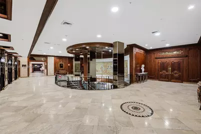 6039 Collins Ave #517, Miami Beach, FL 33140 - Photo 2