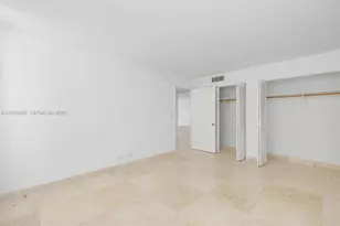 6039 Collins Ave, Miami Beach, FL 33140 - Photo 18