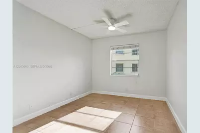 8798 Holly Ct #101, Tamarac, FL 33321 - Photo 16