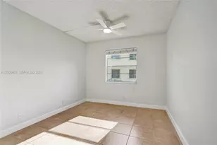 8798 Holly Ct, Tamarac, FL 33321 - Photo 16