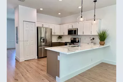 4323 Maybelle Ln #0, West Palm Beach, FL 33417 - Photo 2