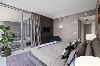 300 Biscayne Blvd Way #3104, Miami, FL 33131 - Photo 16