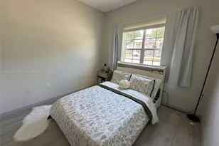 2451 NW 96th Terrace, Pembroke Pines, FL 33024 - Photo 4